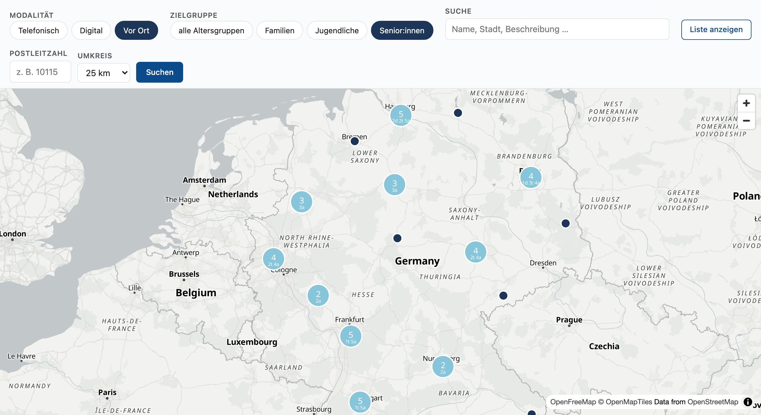 Offer map with the filter bar showing active modality and target-group filters; the clustered markers update to the filtered subset.
